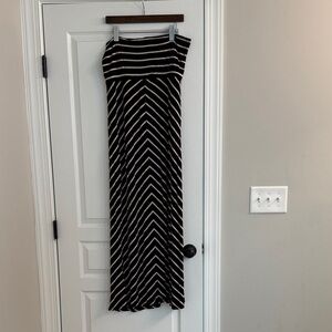 Calvin Klein Black and White Striped Maxi Dress/Maxi Skirt